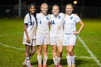 senior soccer girls 2015
